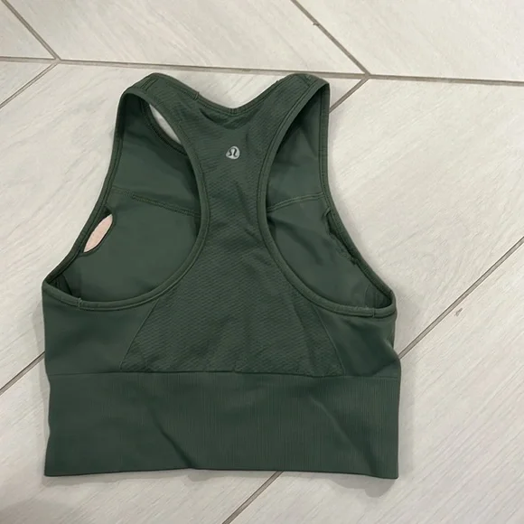 Lululemon Ebb to Train bra - Picture 2 of 2